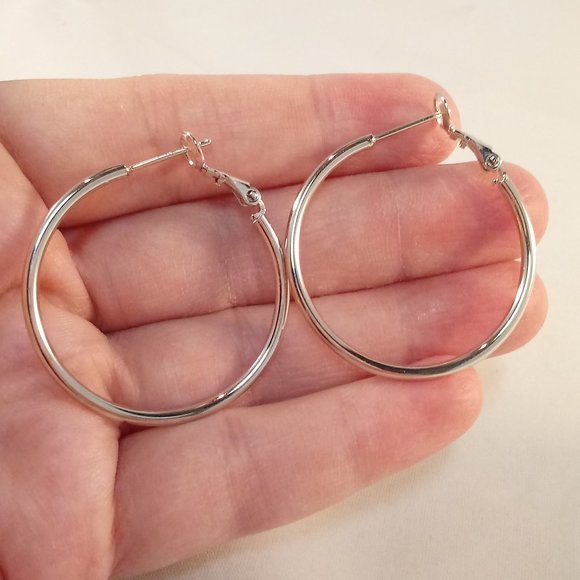 18K White Gold Plated Big Smooth Hoop Dangle Earrings 35mm or 1.37" Party Gift - Picture 2 of 3